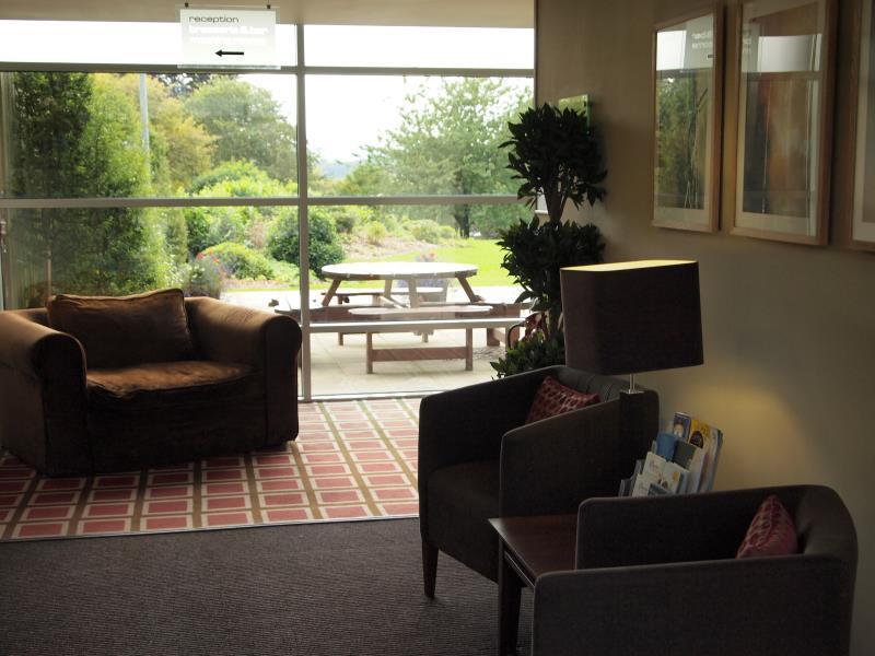 Holiday Inn Dumfries By Ihg מראה חיצוני תמונה